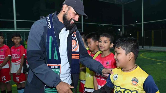 east-bengal-women-saff-champions-anthony-andrews-pashupatinath-temple