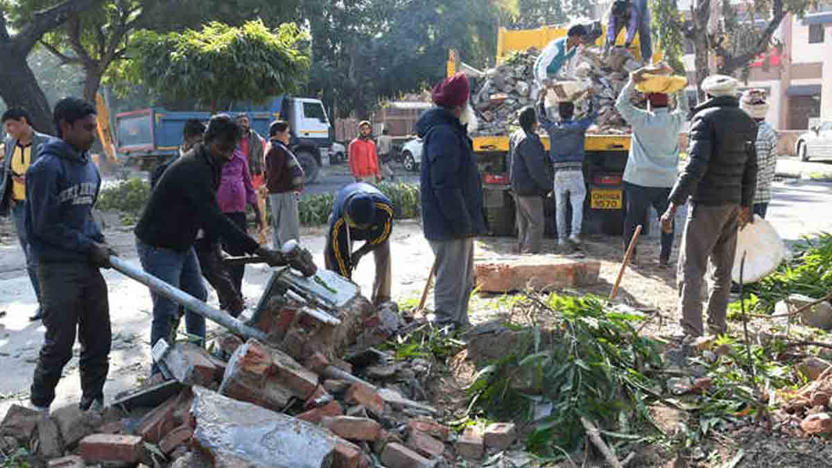 raisen-khedapati-mata-temple-land-encroachment