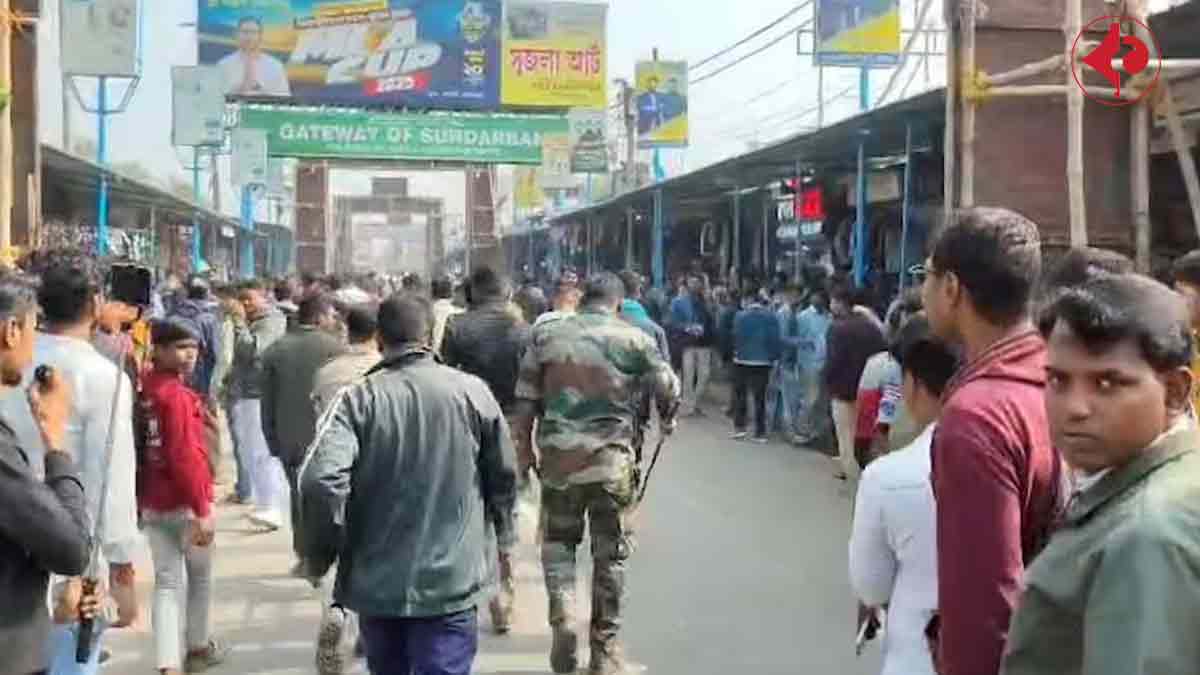 football-crowd-chaos-canning-stadium-mla-cup-final