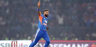hardik-pandya-100-t20i-wickets-record