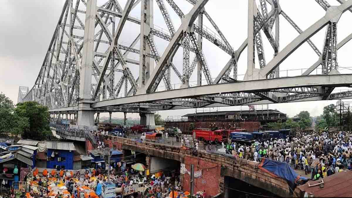 howrah-bridge-bjp-protest-bangladesh-hindu-killing
