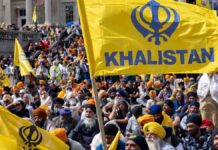 বাংলাদেশকে সমর্থন করে লন্ডন হাই কমিশনের সামনে খালিস্তানীরা khalistan-supporters-bangladesh-high-commission-london