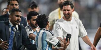 kuldeep-yadav-opens-up-on-meeting-lionel-messi-india-goat-tour-2025