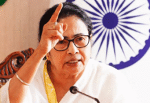 ভোটার তালিকা বিতর্কের মাঝেই নেতাজি ইন্ডোরে বিএলএ বৈঠক ডাকলেন মমতা Mamata Accuses BJP of Undermining People’s Rights Ahead of Polls