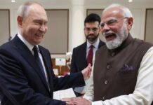 রুশ পর্যটকদের জন্য বড় ঘোষণা মোদীর modi-announces-free-e-tourist-visa-for-russians