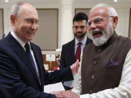 modi-announces-free-e-tourist-visa-for-russians