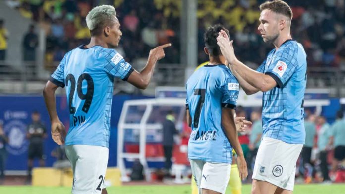 isl-mumbai-city-fc-tiri-prepares-before-goa-match