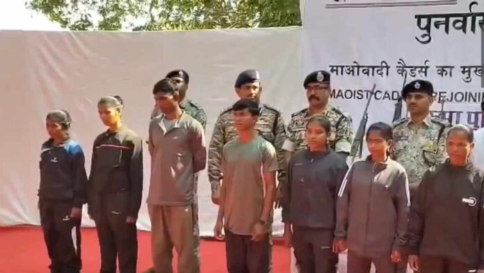 sukma-naxalites-surrender-mainstream-chhattisgarh