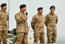 pakistan-military-civilian-government-conflict-economic-crisis