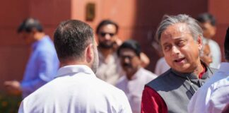 shashi-tharoor-misses-congress-meetings-controversy
