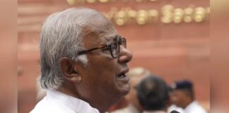 tmc-protest-saugata-roy-pending-dues-parliament