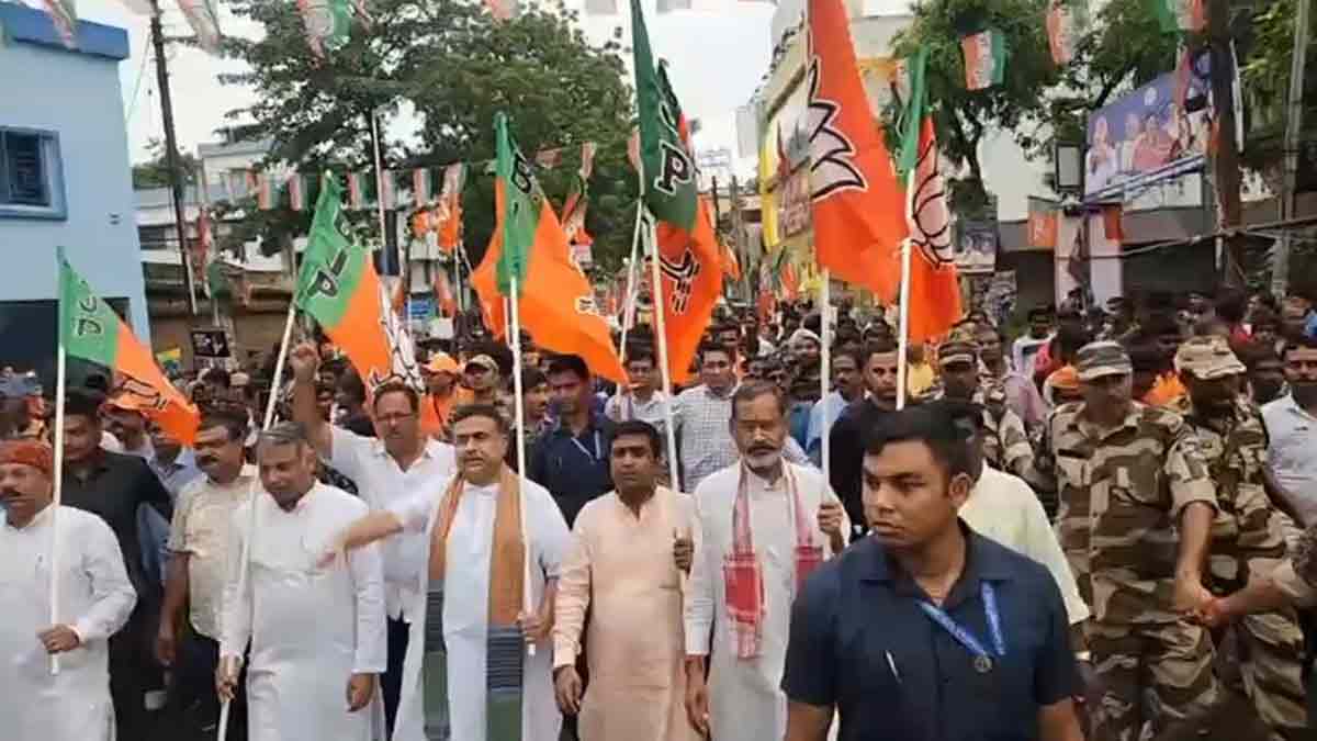 হলদিয়াতে ভারতীয় মজদুর সংঘের পদযাত্রায় শুভেন্দু We Will Not Remain Silent in Kolkata,’ Declares Shubhendu Amid Mass Protest Against Bangladesh Killings”