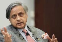 shashi-tharoor-rejects-veer-savarkar-award-controversy