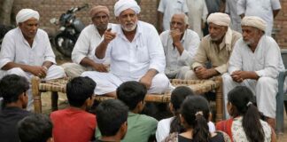 up-baghpat-khap-panchayat-ban-half-pants-smartphones-under-18