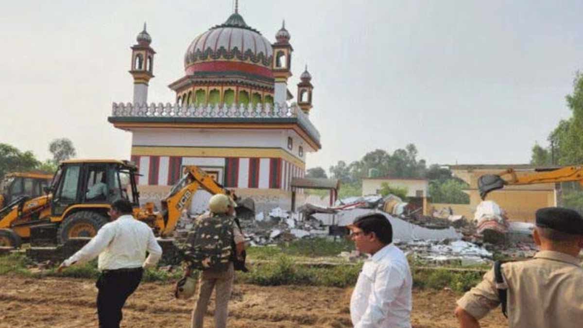 illegal-mazar-demolition-gadarpur-uttarakhand-dhami