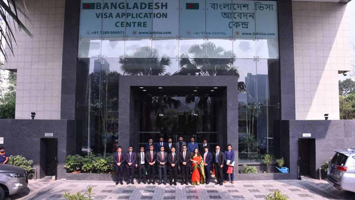 bangladesh-closes-delhi-visa-centre-india-tension