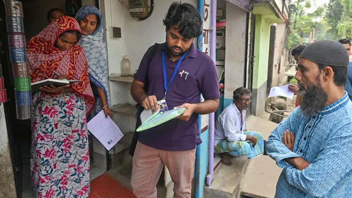 ভোটার লিস্ট আপডেট: SIR-এর প্রথম পর্বেই ৩ কোটি নাম বাদ পড়ল যোগী রাজ্যে