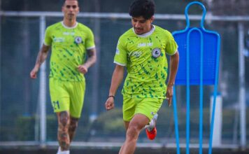 anirudh-thapa-birthday-training-robson-robinho-back-mohun-bagan