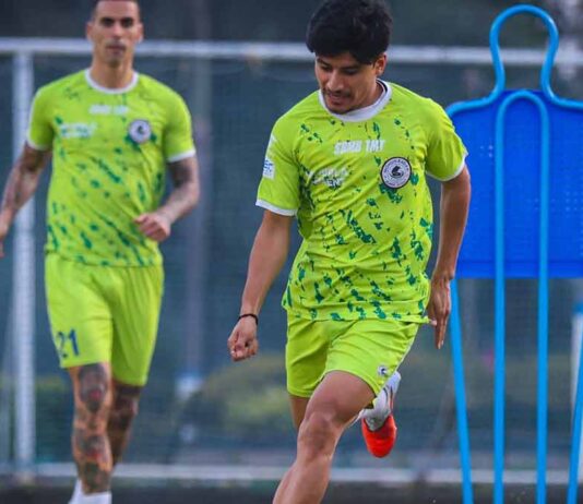anirudh-thapa-birthday-training-robson-robinho-back-mohun-bagan