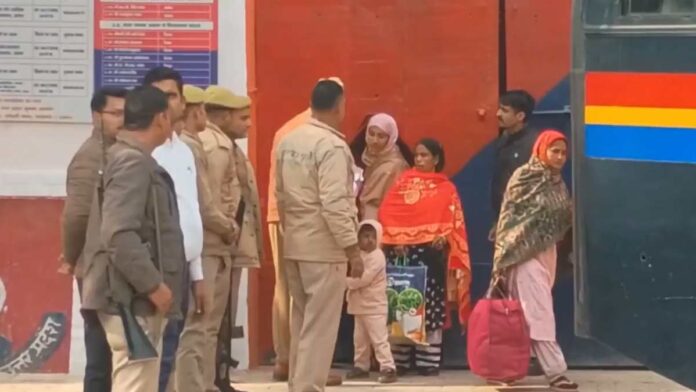 bangladeshi-nationals-deported