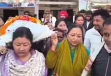 congress-symbolic-dead-body-protest