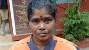 chennai-sanitation-worker-returns-gold-jewellery