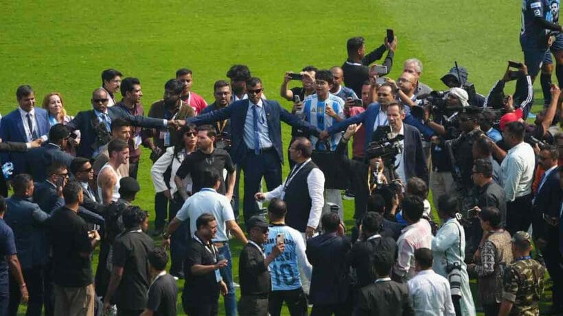 kolkata-football-lionelmessi-all-star-referee-suspension
