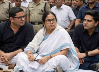 কয়লা পাচার মামলায় ইডির অভিযানের বিরুদ্ধে ফের প্রকাশ্যে প্রতিবাদে নামলেন Mamata Banerjee। ২০১৯ সালে সিবিআই বিরোধিতার পর লোকসভায় ধাক্কার স্মৃতি সামনে এনে প্রশ্ন উঠছে—ছাব্বিশের বিধানসভা ভোটের আগেও কি একই রাজনৈতিক ইঙ্গিত দিচ্ছে তৃণমূলের এই অবস্থান?