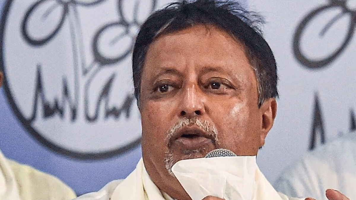 SC stays mukul roy mla disqualification order