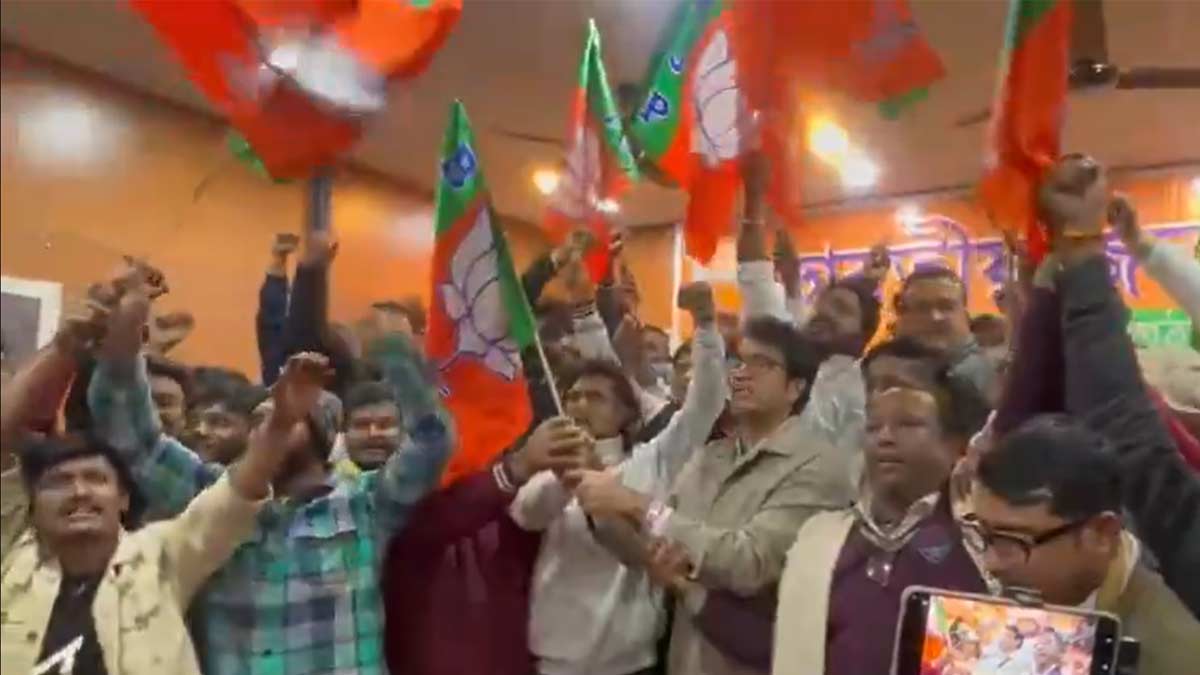 siliguri-youths-join-bjp-bengal-assembly-elections