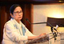 ইডি অভিযানে আই প্যাক পুড়লেও ক্রীড়া মন্ত্রীর উচ্চারণে সরব মমতা mamata-banerjee-slams-mansukh-mandaviya