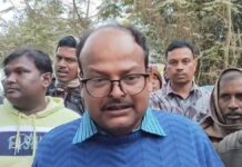 বিজেপি কর্মীদের ঝাঁটা কাটারি নিয়ে তাড়ানোর নিদান চন্দ্রকোনা বিধানসভার বিধায়কের tmc-mla-arup-dhara-remarks