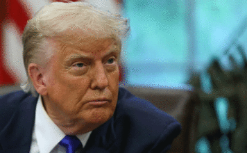 ভারতের ওপর ৫০০% শুল্কের খাঁড়া! পুতিনের তেল কেনায় চরম চটেছেন ট্রাম্প Trump 500 percent tariff on India