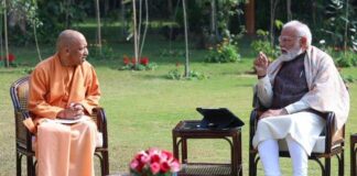 pm-modi-meets-yogi-adityanath