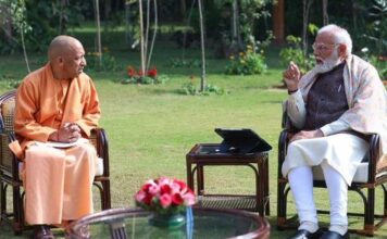 pm-modi-meets-yogi-adityanath