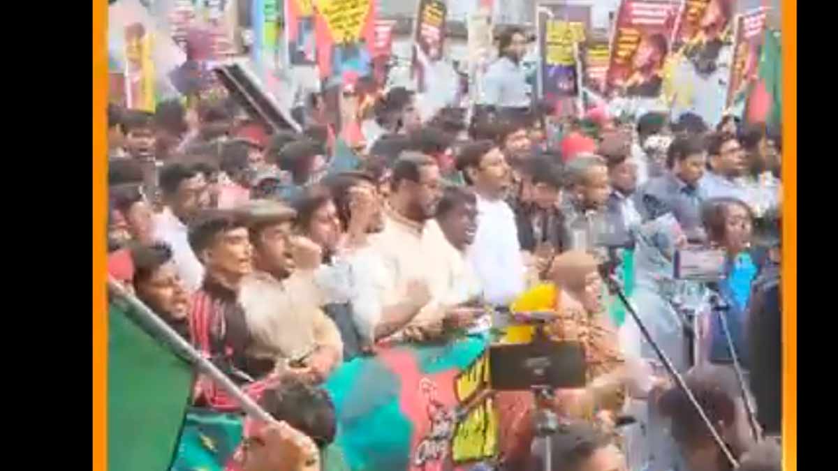 dhaka-protest-against-yunus-interim-government-jamuna-residence