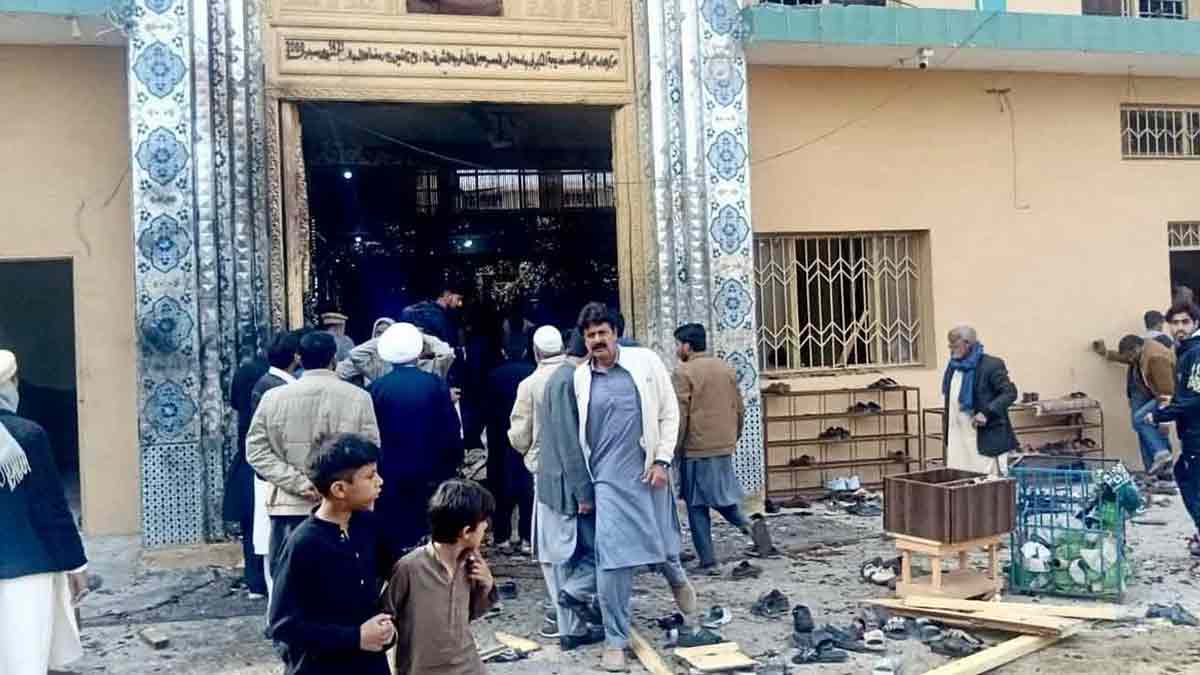 ইসলামাবাদ বিস্ফোরণের দায় স্বীকার করল ISIS islamabad-mosque-blast-isis-claims-responsibility-2026