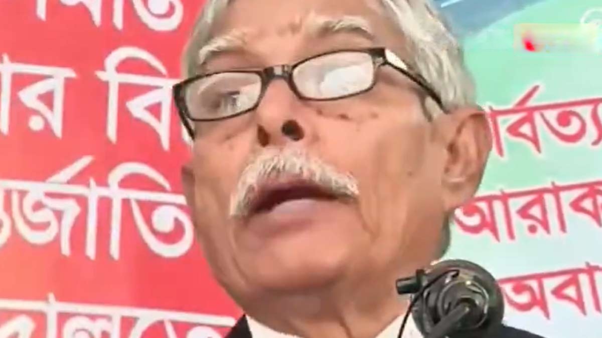 হিন্দু ষড়যন্ত্রেই পতন ইসলামী শাসনের? বিস্ফোরক আইনজীবী bangladesh-lawyer-controversial-remarks-hindus-social-media-row