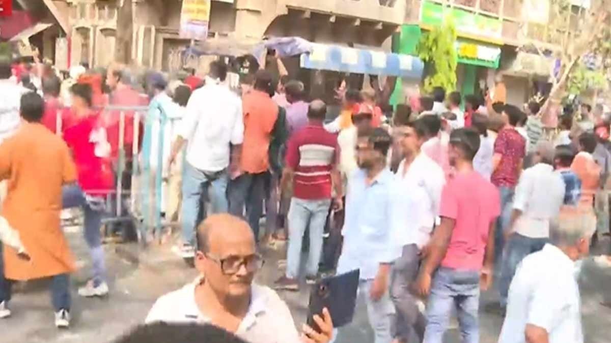 girish-park-bjp-supporters-stone-pelting-kolkata