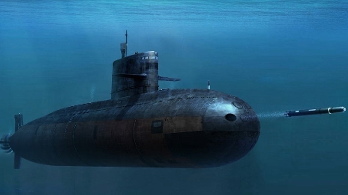 us-submarine-sinks-iranian-warship-torpedo-claim