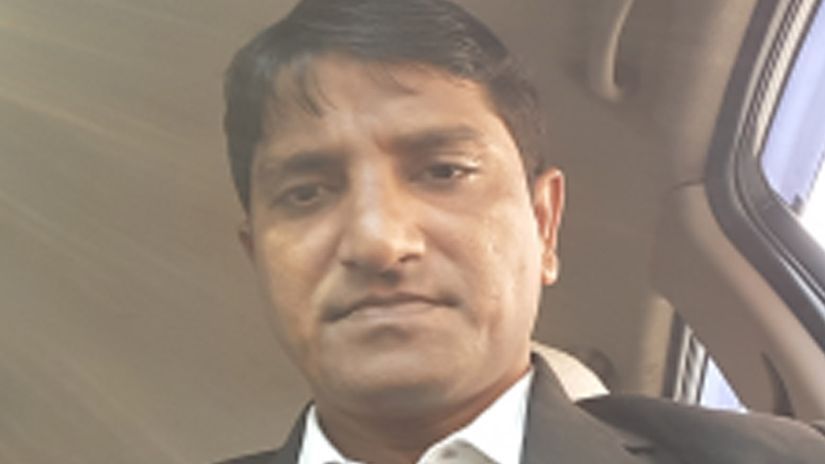 কালিয়াচকের তাণ্ডবে উসকানি? বাগডোগরা বিমানবন্দর থেকে গ্রেফতার মোফাক্কেরুল