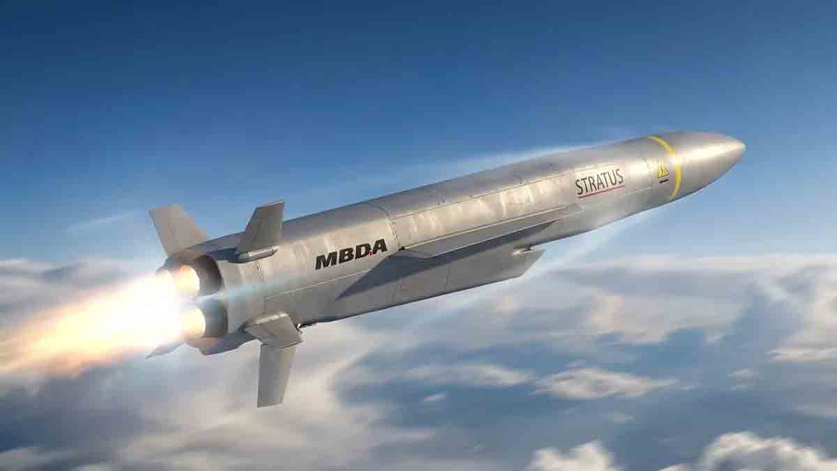 STRATUS-missile