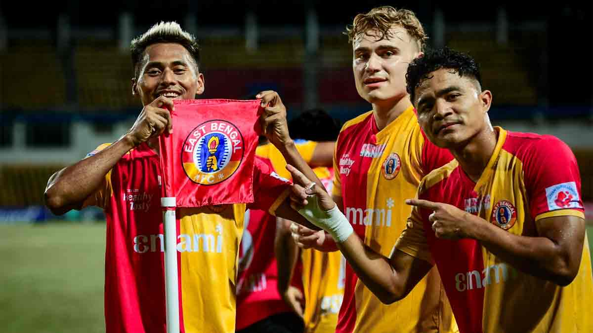 মাঠে নামলেন জেরি, ওডিশা এফসির বিরুদ্ধে সহজ জয় পেল ইস্টবেঙ্গল east-bengal-beat-odisha-fc-3-0-isl-match-ijjezari-brace