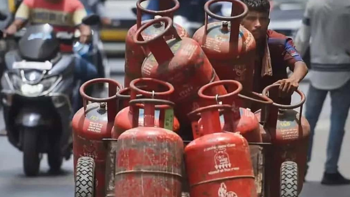 Commercial LPG price hike India