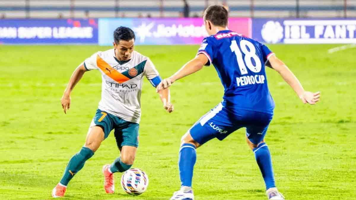 মুম্বাই বনাম বেঙ্গালুরু মহারণ, পয়েন্ট টেবিলে টপ ফোরে থাকার লড়াই mumbai-city-vs-bengaluru-fc-isl-2026-top-four-clash-match-preview