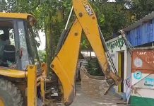 ৪৮ ঘন্টায় ২০ তৃণমূল পার্টি অফিসে বুলডোজার চালিয়ে সবকা সাথ সবকা হিসাব শুভেন্দুর tmc-party-office-demolition-bulldozer-action-bengal
