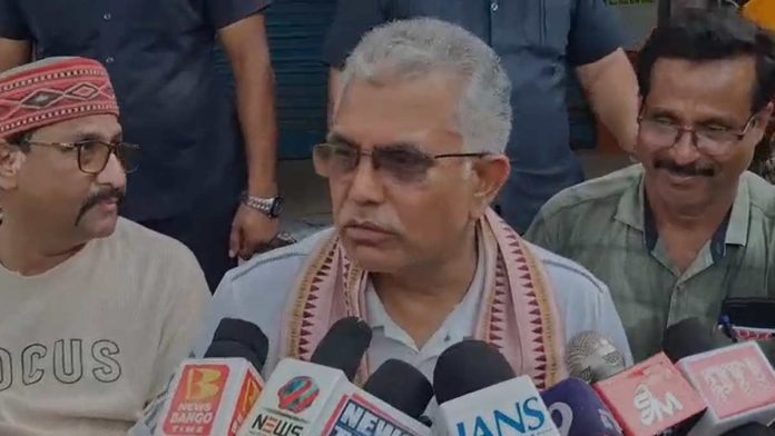 dilip-ghosh dilip-ghosh-midnapore-tea-stall-visit