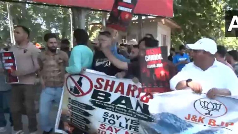 bjp-protest-against-liquor-shops-in-srinagar-kashmir
