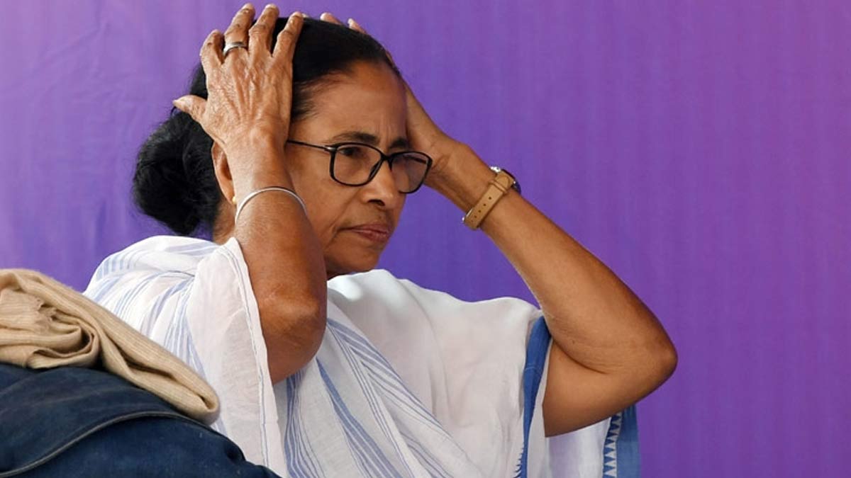 হিন্দু ধর্মকে ‘গন্দা ধৰ্ম’ বলা মমতার নামে মামলা দায়ের আইনজীবীর