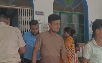 Court Appearance of Three Accused in Government Ration Theft Case Sparks Attention